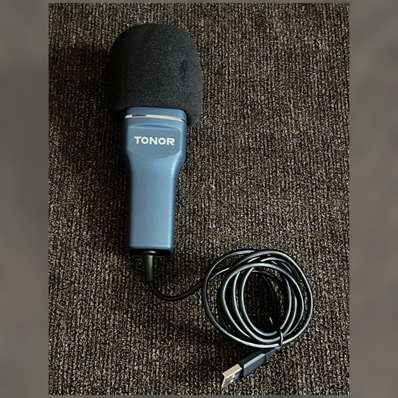 Tonor USB Microphone Model TC-777 - Picture 5 of 7